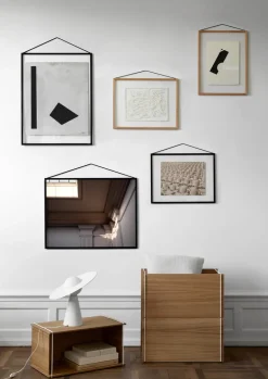Frames & Poster Frames^MOEBE oak frame 40x50 cm, Transparent. Wood. Black BrownBlack