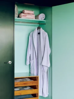 Online HAY Mono bathrobe, S/M Lavender Purple