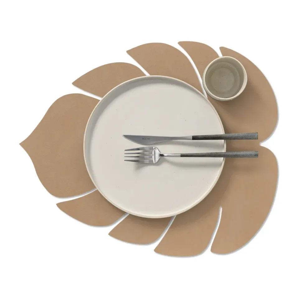 New LIND DNA Monstera Leaf Nupo placemat L, Nougat Brown