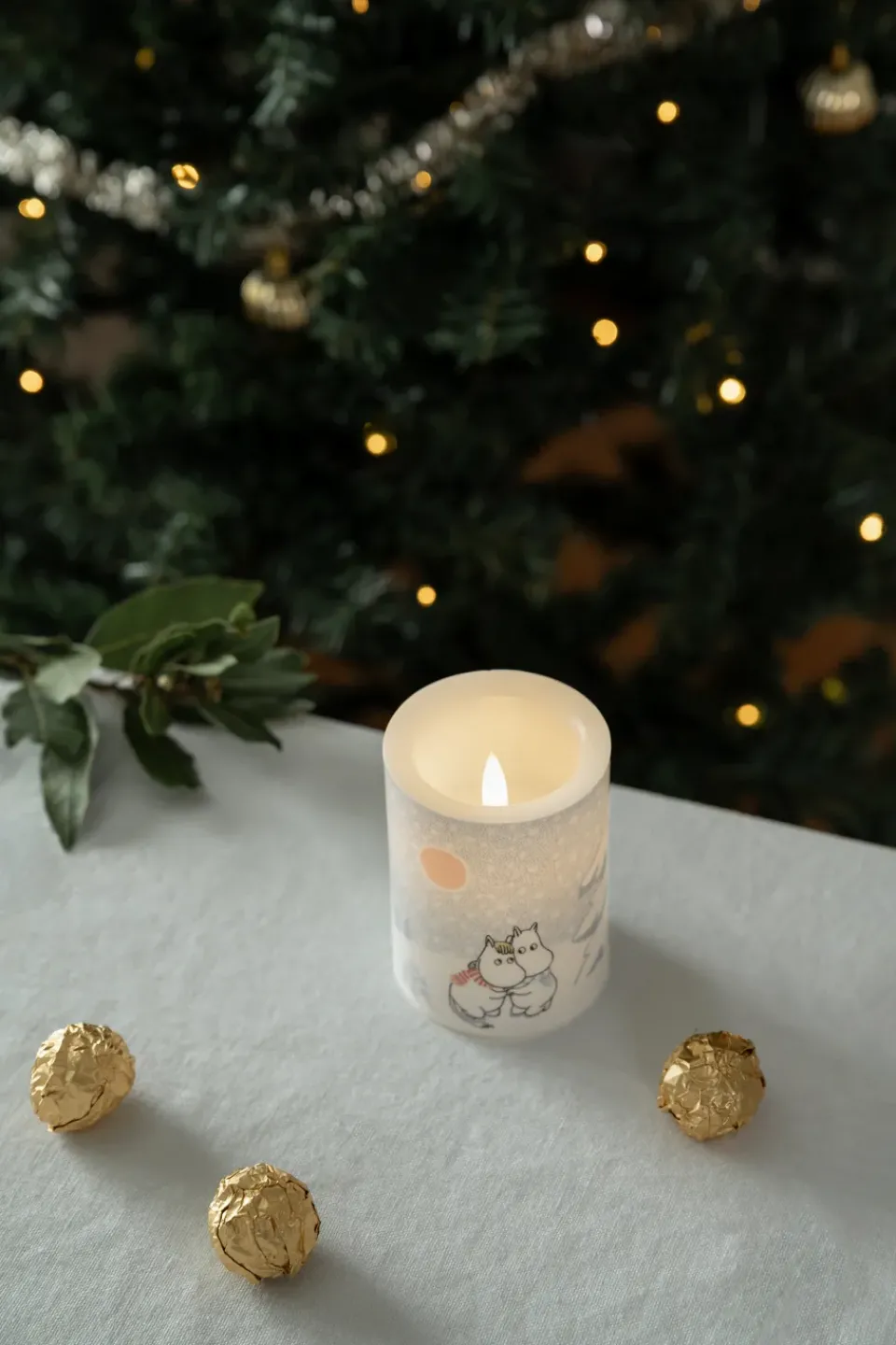 Clearance Muurla Moomin block candle LED 10 cm, Let it snow White
