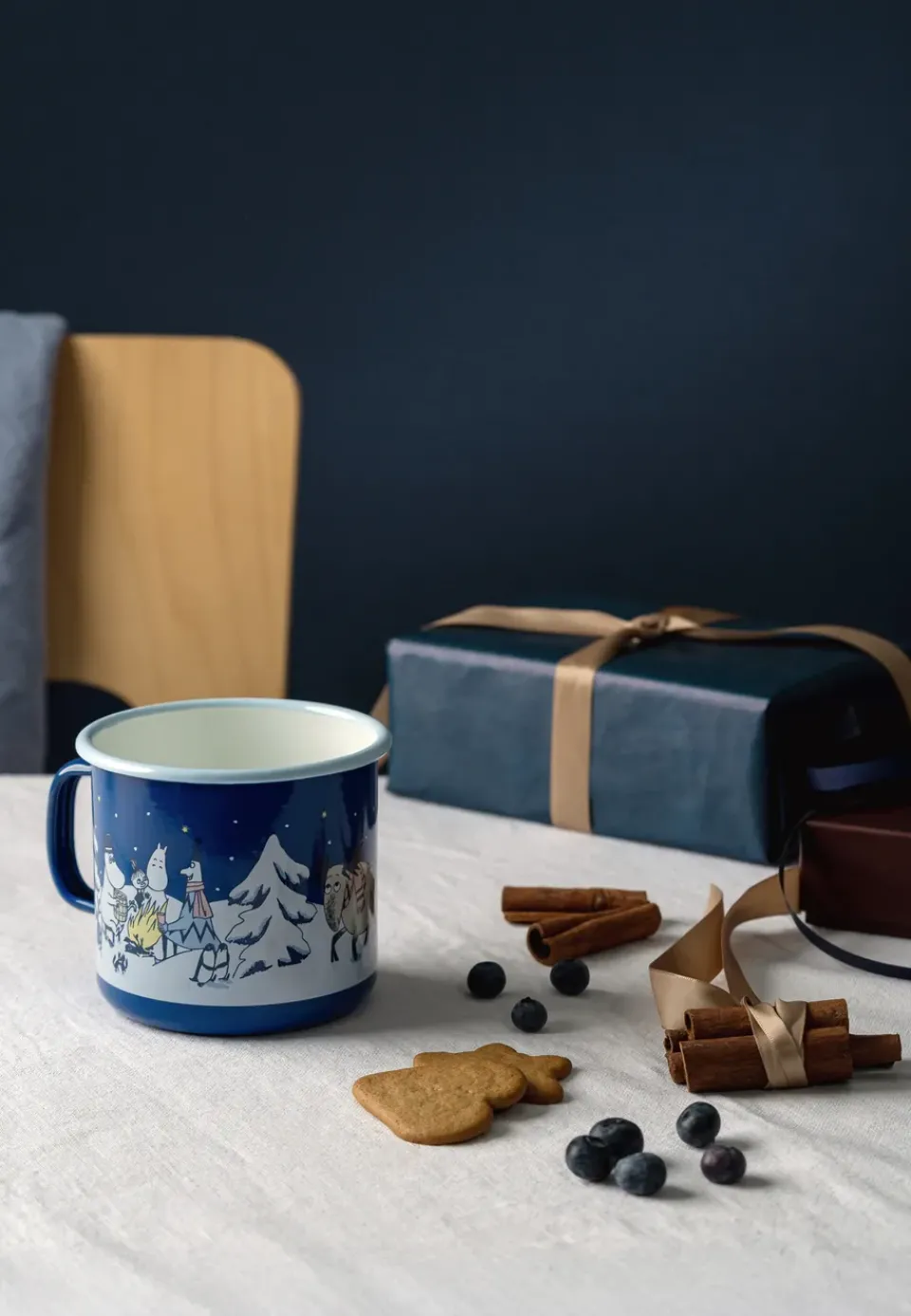 Moomin Mugs^Muurla Moomin enamel mug 80 cl, Starry night Blue
