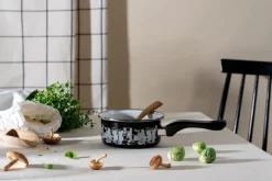 New Muurla Moomin enamel saucepan 1 L, The Kitchen Black