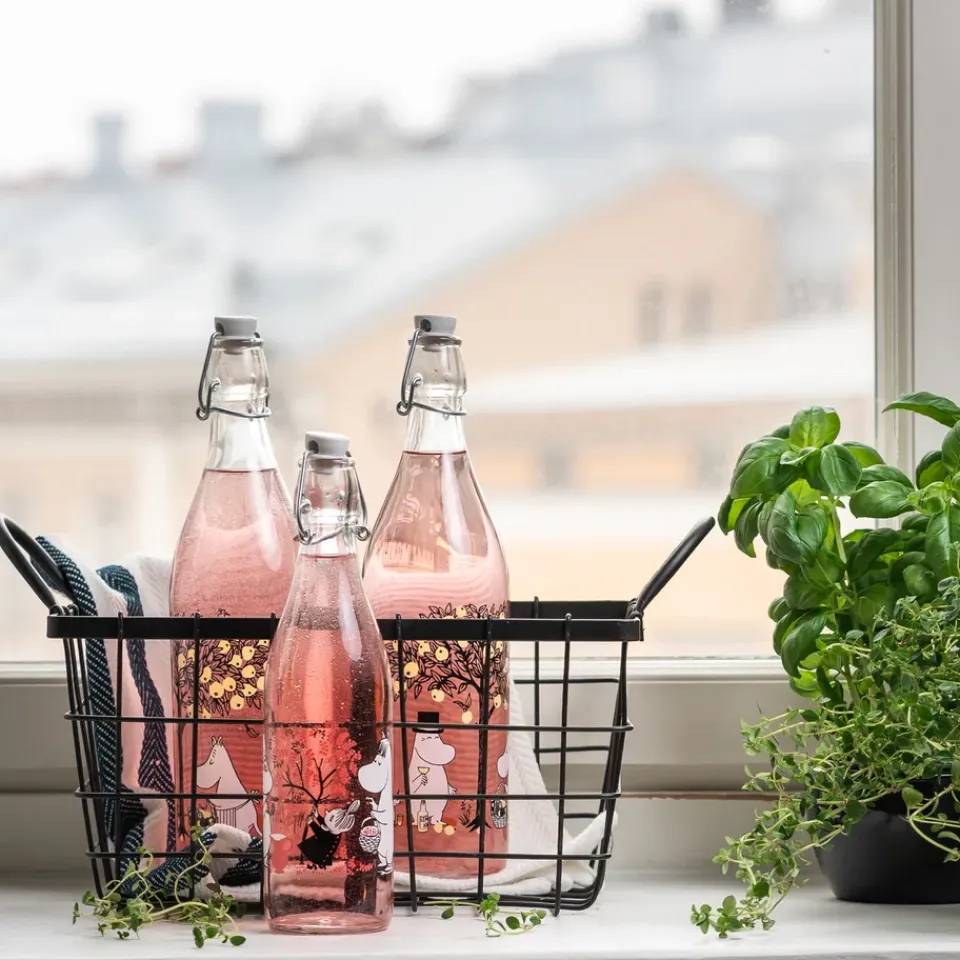 Discount Muurla Moomin glass bottle 0.5 l, Berries Multi