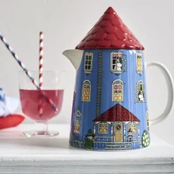 Water Jugs And Carafes^Moomin Arabia Moomin house jug, 1 l BlueRed