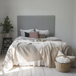 Hot Scandi Living Moss bed spread 260x260 cm, Beige