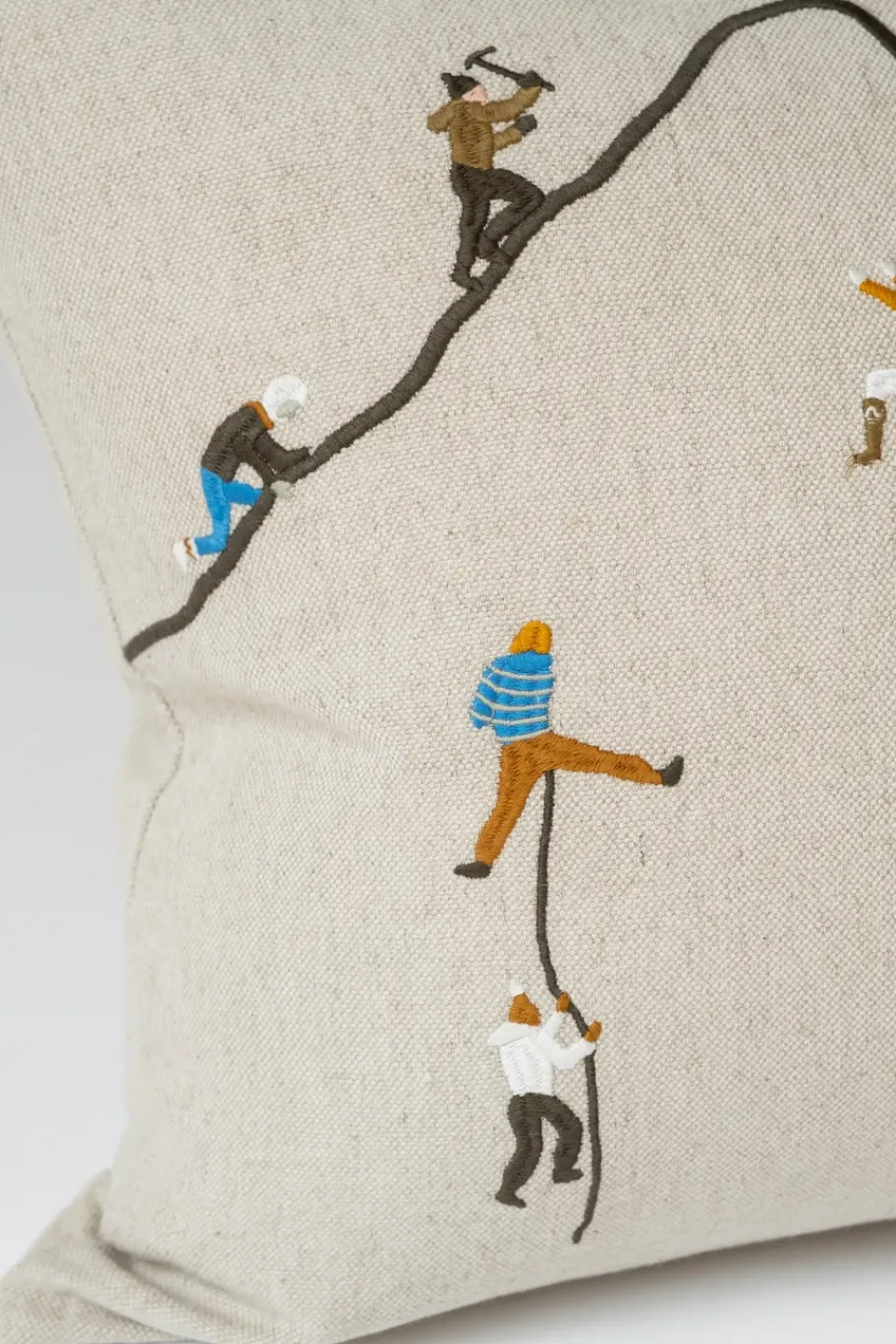 Cushion Covers^Fine Little Day Mountain climbers pillowcase 48x48 cm, Natural MultiWhite