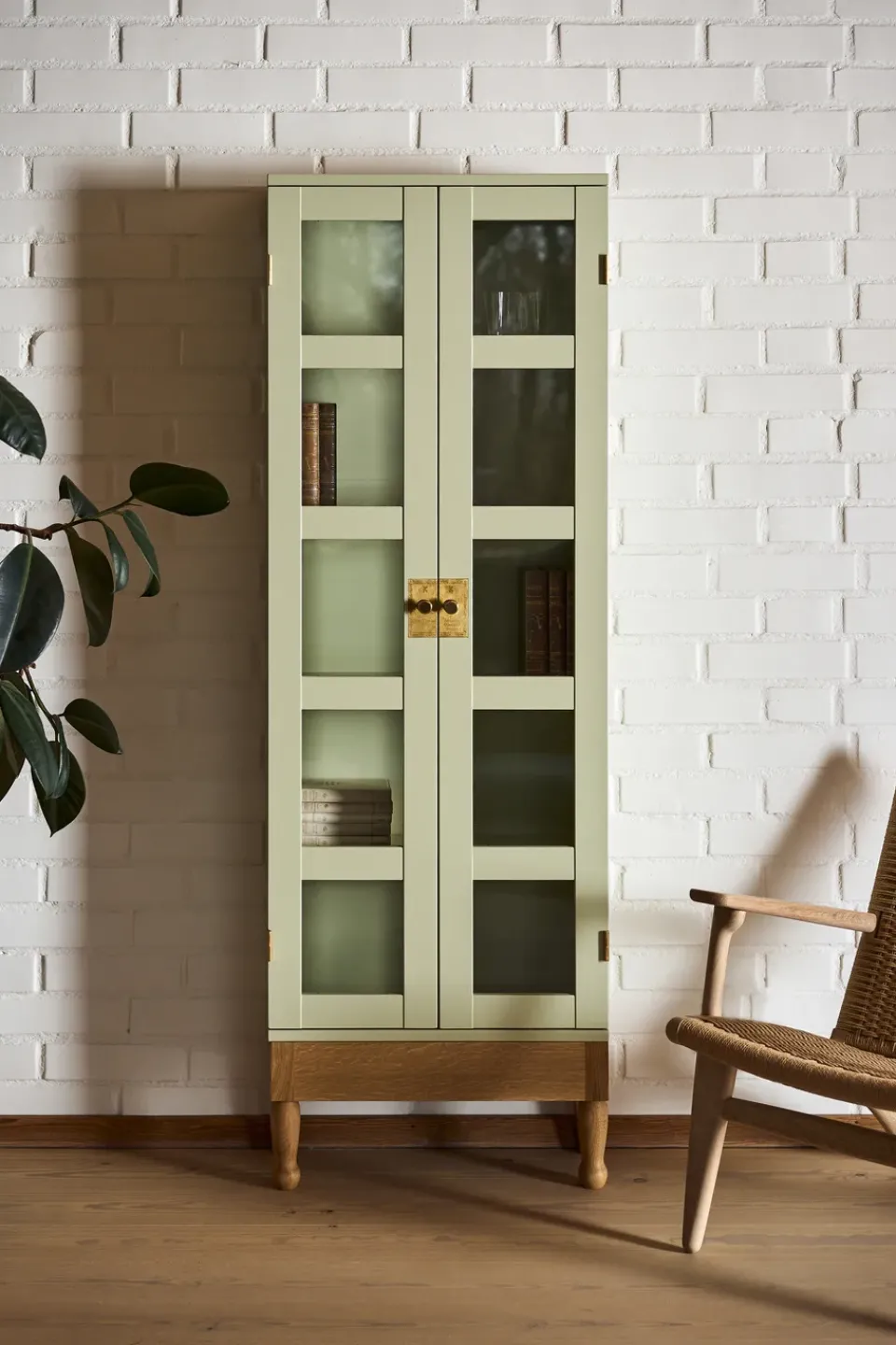 Hot Källemo National Geographic bookcase, -plinth-base-brass Yellow