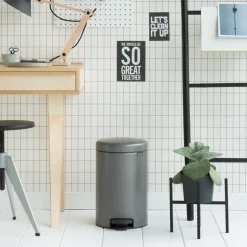 Discount Brabantia New Icon pedal bin 12 liter, platinum Silver-coloured