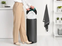 New Brabantia New Icon pedal bin 30 liter, Confident Grey