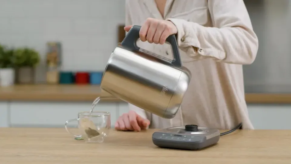 Electric Kettles^Ninja KT201 kettle with temperature setting 1.7 L, Stainless steel silver Silver-coloured