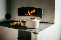 Cast Iron Casserole Pots^Fiskars Norden cast iron pot birch, 4 L Beige
