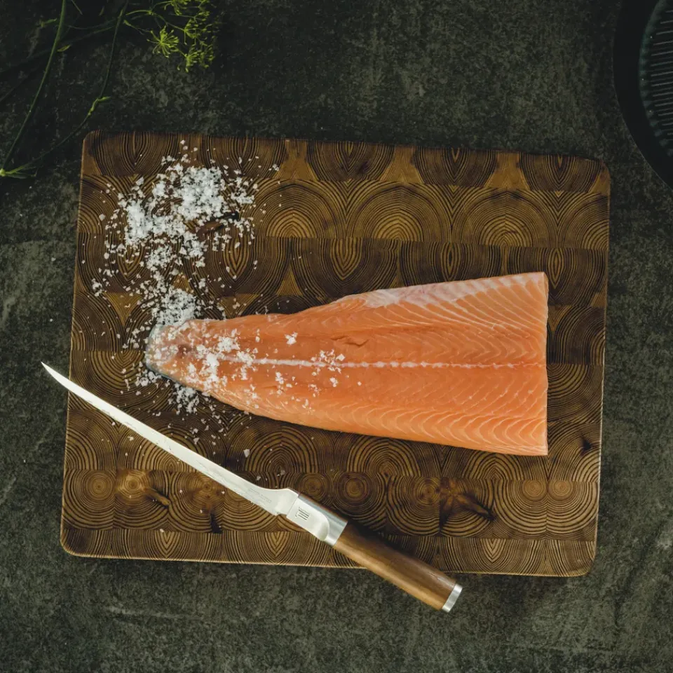 Fiskars Norden filé knife, 20 cm BrownSilver-coloured