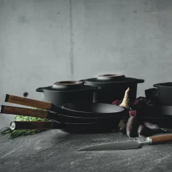 Cast Iron Pans|Frying Pans & Skillets^Fiskars Norden frying pan cast iron, 28 cm Black