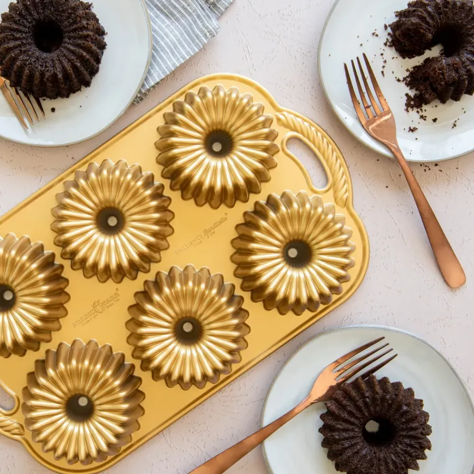 Discount Nordic Ware brilliance bundtlette baking tin, 1.2 L Gold-coloured