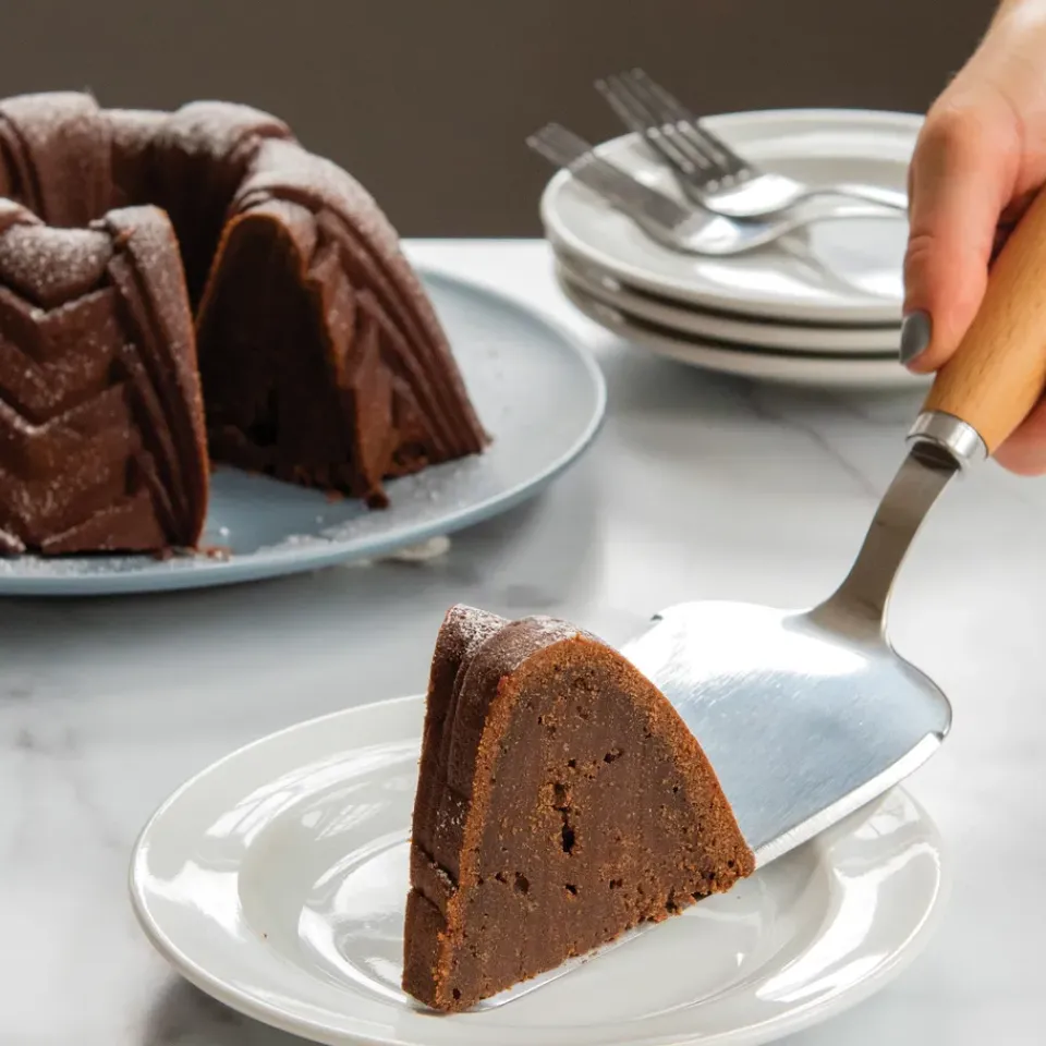 Clearance Nordic Ware cake slice, Beech Brown
