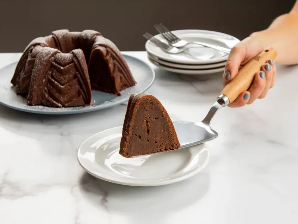 Cookie/Biscuit Cutters & Cake Tins^Nordic Ware marquee bundt form, 2.4 L Gold-coloured
