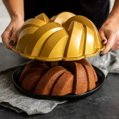 Nordic Ware 75th anniversary braided bundt baking tin, 2.4 L Gold-coloured