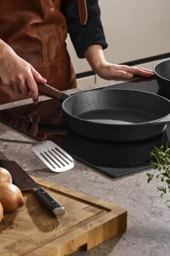 Cast Iron Pans|Frying Pans & Skillets^Nordwik cast iron frying pan with wooden handle, 28 cm Black