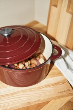 New Nordwik cast iron pot round 5 l, Burgundy Red