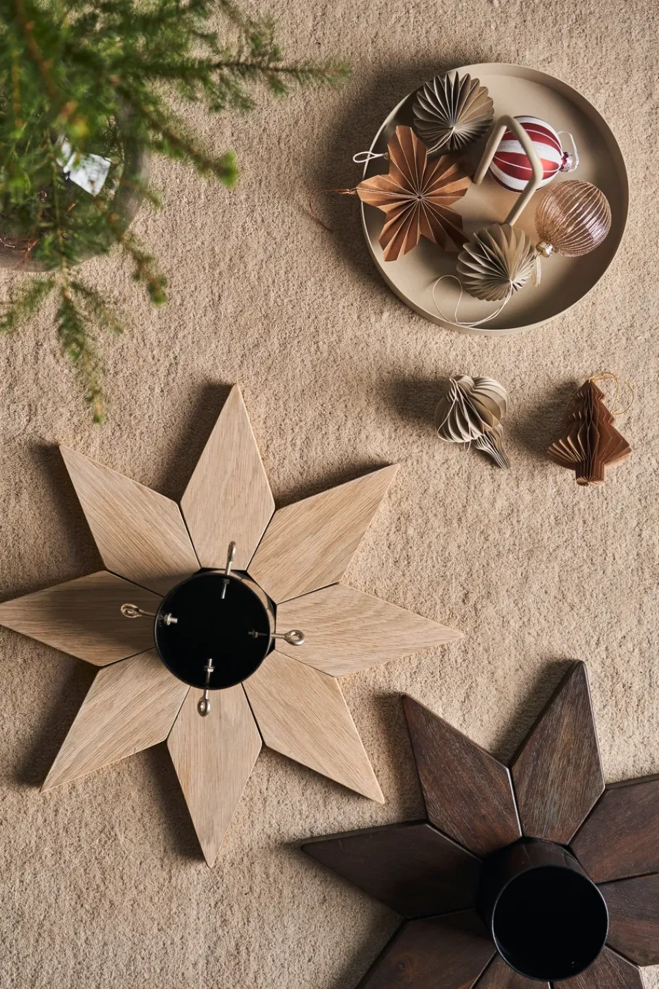 Hot Scandi Living Norr Christmas tree trivet, White lasered BeigeBrownBlack
