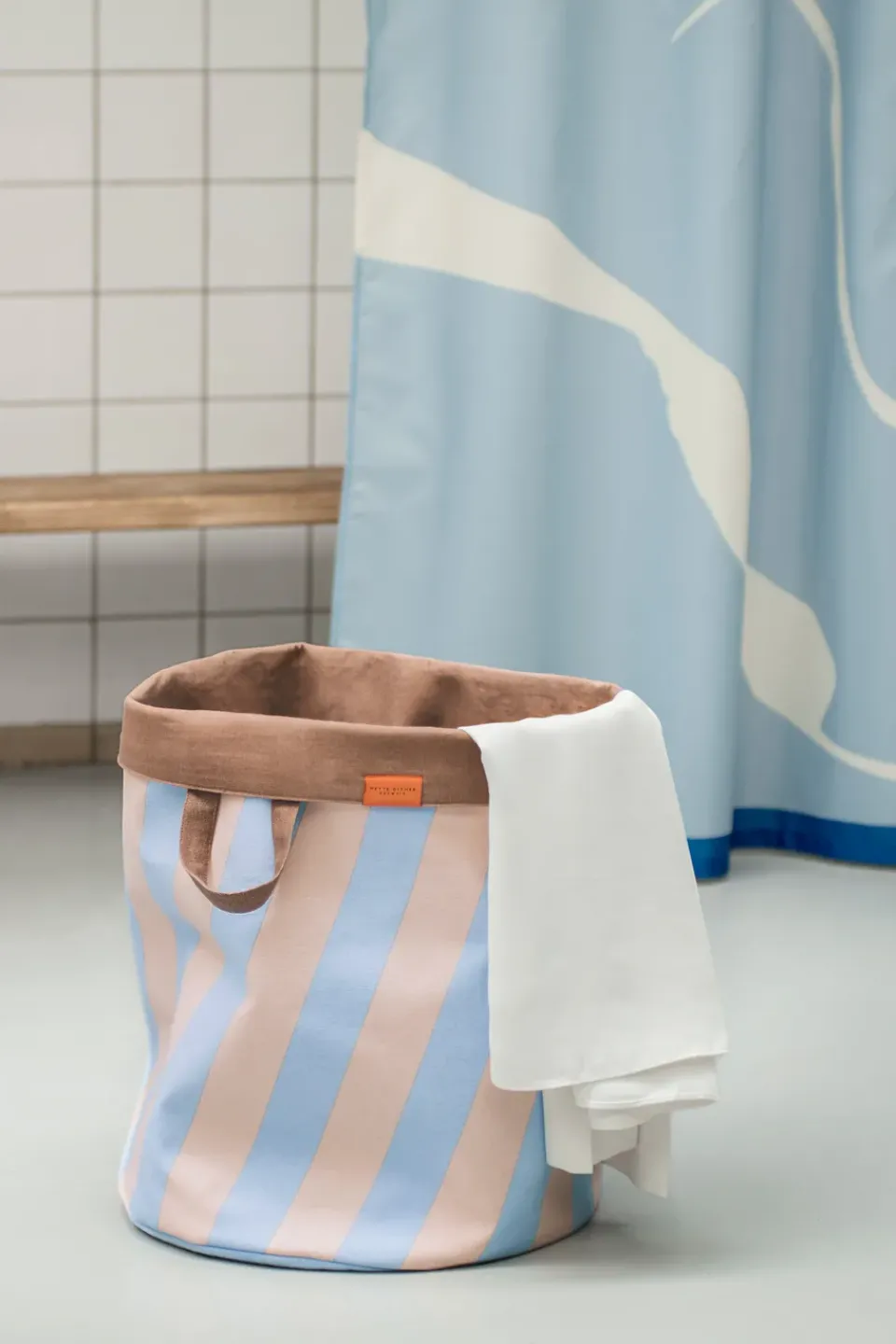 Laundry Baskets^Mette Ditmer Nova Arte laundry basket 40x40x50 cm, Light blue-powder rose BlueBrown