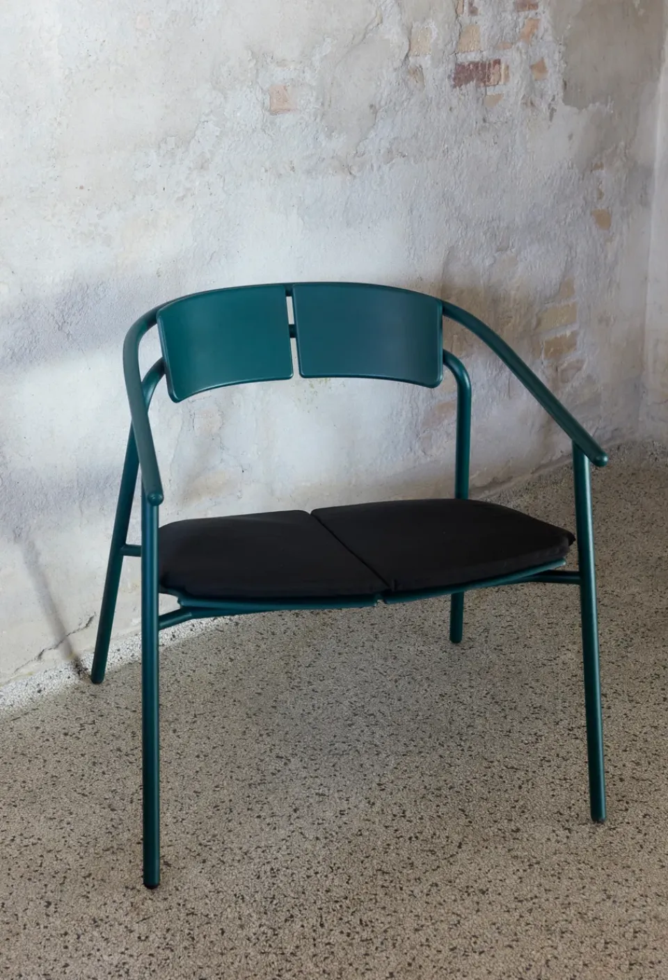 Outdoor Lounge Furniture^AYTM NOVO lounge chair, Forest Green