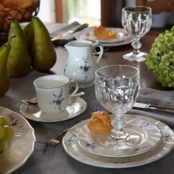 Tea & Coffee Saucers^Villeroy & Boch Old Luxembourg saucer, 14 cm BlueWhite