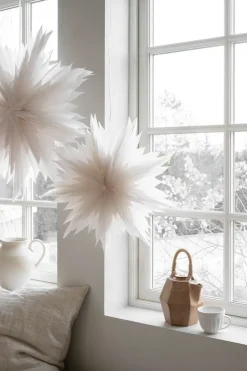 Watt & Veke Oslo Christmas star Ø60 cm, White