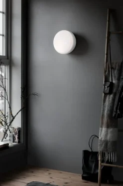 Ceiling Lights^Northern Over me ceiling and wall lamp Ø30 cm, White