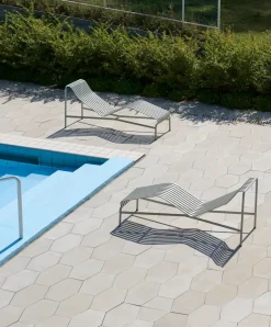 Seating|Outdoor Lounge Furniture^HAY Palissade chaise lounge, Sky Grey