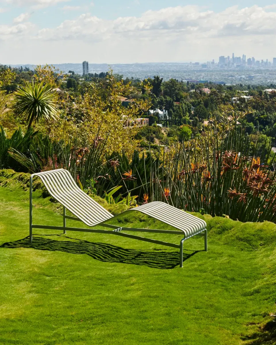 Seating|Outdoor Lounge Furniture^HAY Palissade chaise lounge, Sky Grey