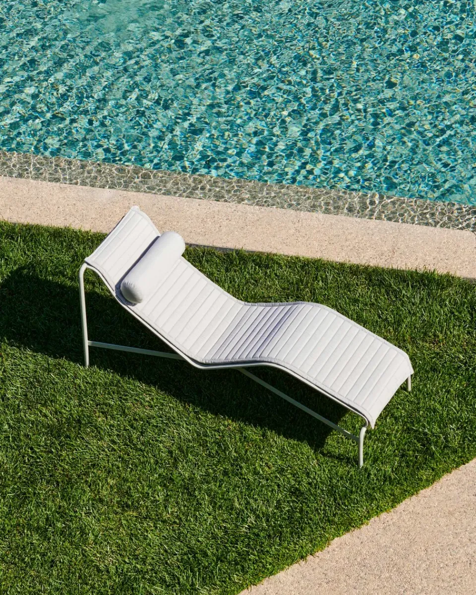 Seating|Outdoor Lounge Furniture^HAY Palissade chaise lounge, Sky Grey