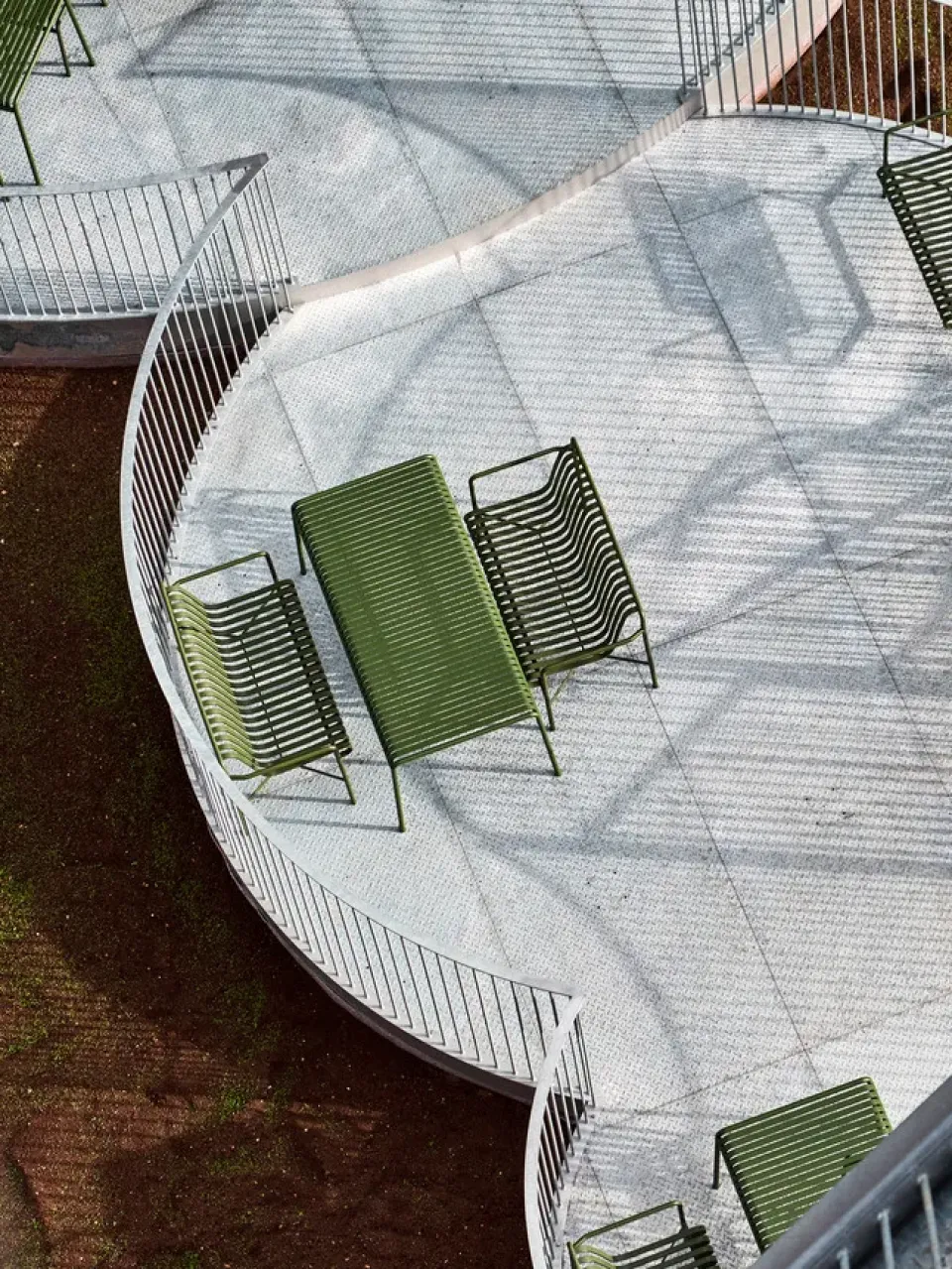Garden Sofas & Garden Benches^HAY Palissade Dining bench with armrests, Olive Green