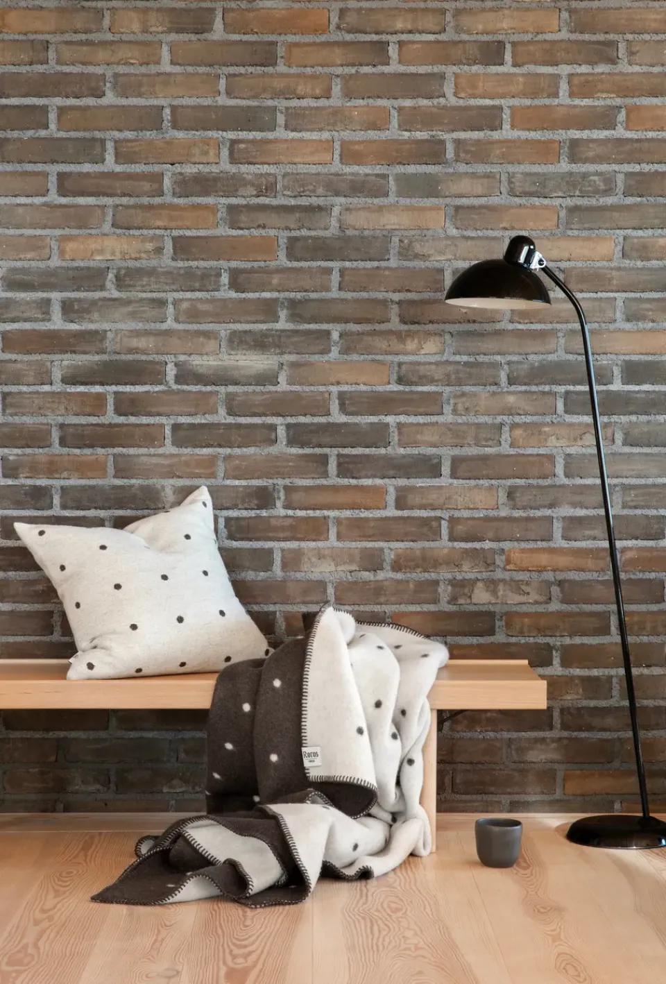 Røros Tweed Pastille blanket 135x200 cm, Black and white WhiteBlack