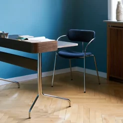 &Tradition Pavilion AV17 desk, Mushroom linoleum, lacquered oak, chrome legs Brown