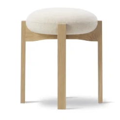 Stools^Fredericia Furniture Pioneer low stool, Hallingdal 200-lacquered oak Beige
