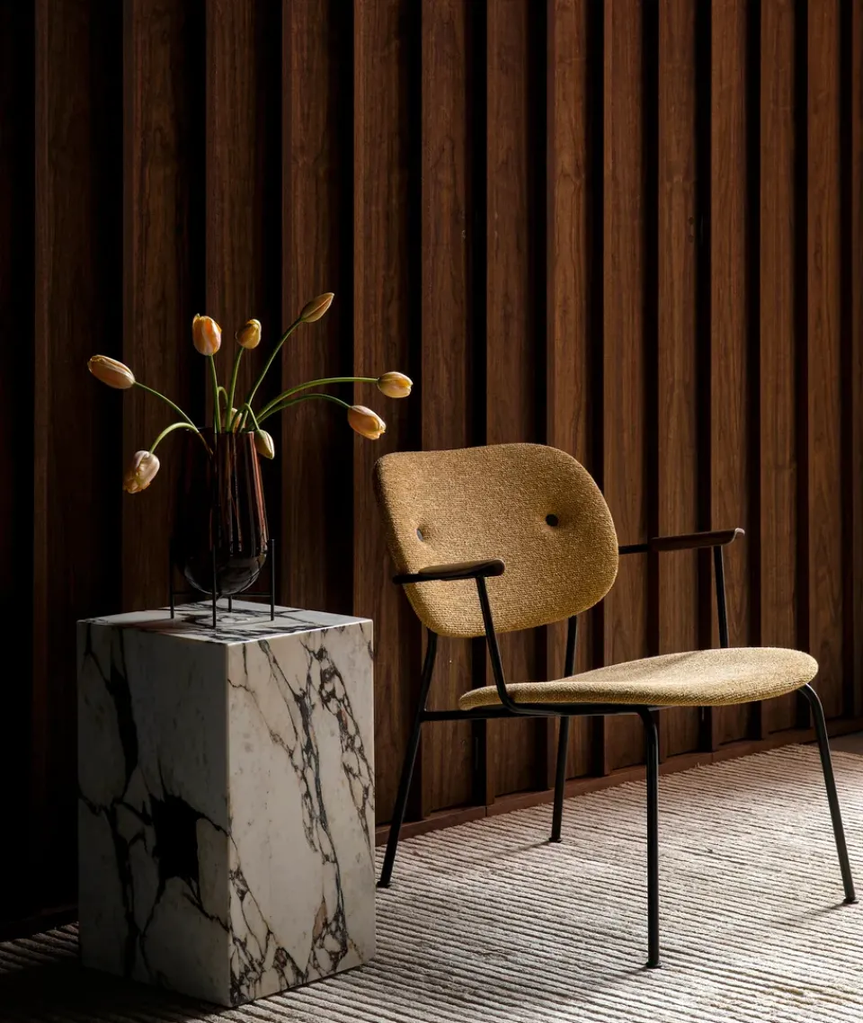 Audo Copenhagen Plinth tall sidetable 30x30x51 cm, rose Multi
