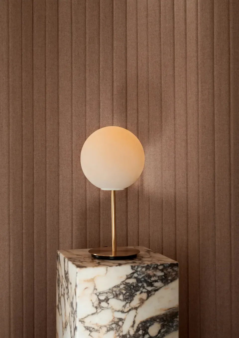 Audo Copenhagen Plinth tall sidetable 30x30x51 cm, rose Multi