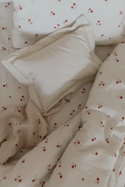 Clearance Garbo&Friends Poppy Muslin swaddle blanket, 110x110 cm Red