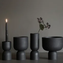 Online DBKD Post flower pot Ø18 cm, cast iron Black