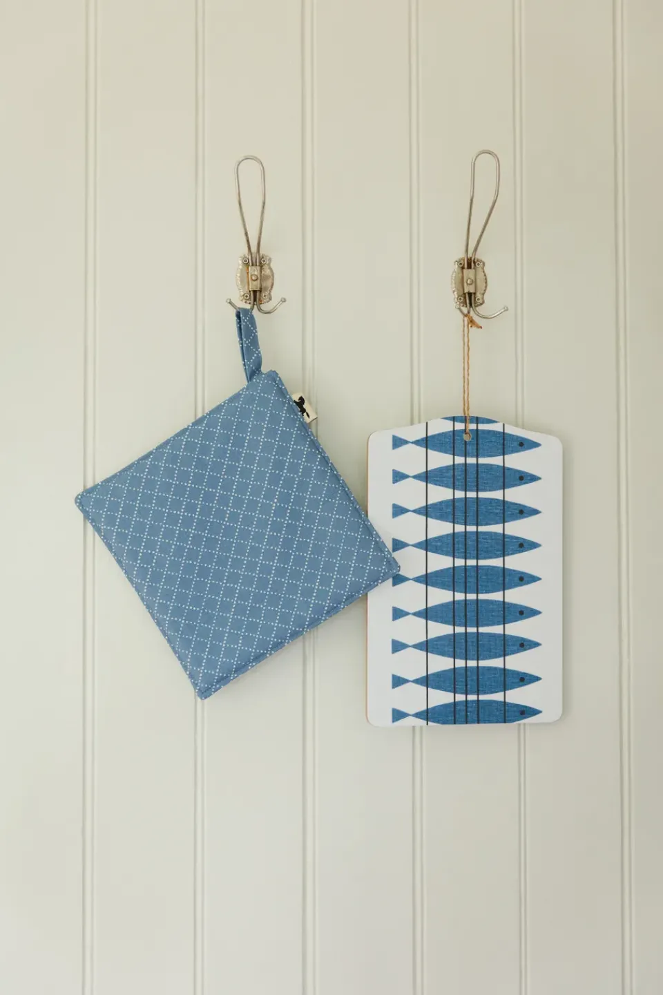 Oven Mitts, Gloves & Pot Holders^Almedahls Prickruta pot holder 23x23 cm, Blue