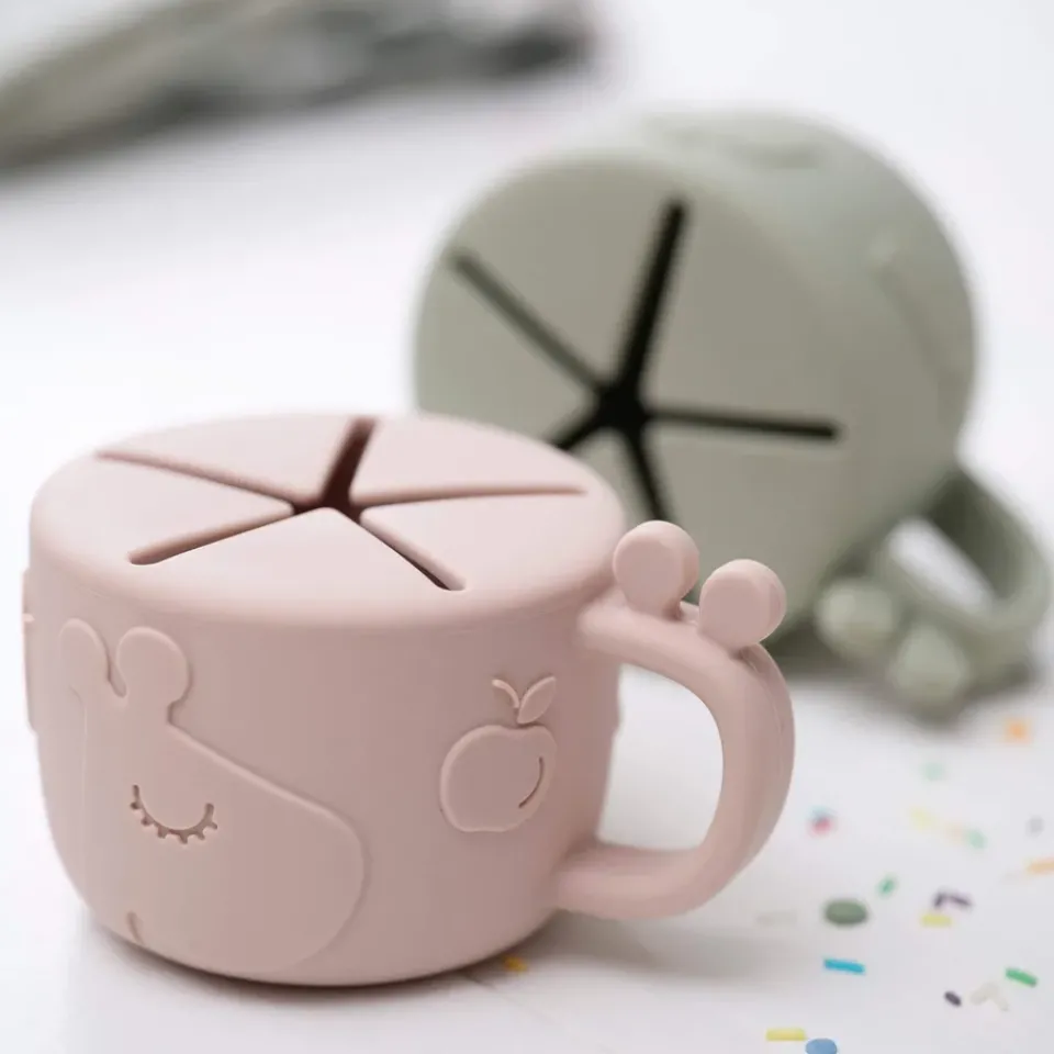 New Done by deer Raffi peekaboo snack cup 16 cl, Green