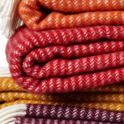 Wool Blankets & Throws^Klippan Yllefabrik Ralph wool throw, Red