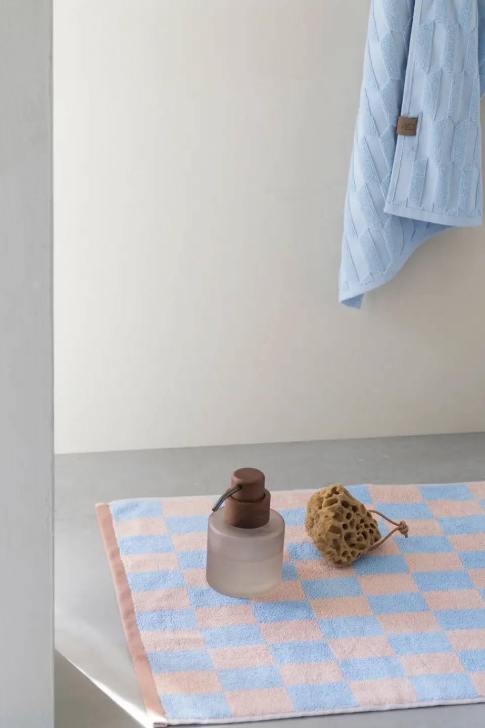Online Mette Ditmer Retro bathroom mat 50x80 cm, Light Blue