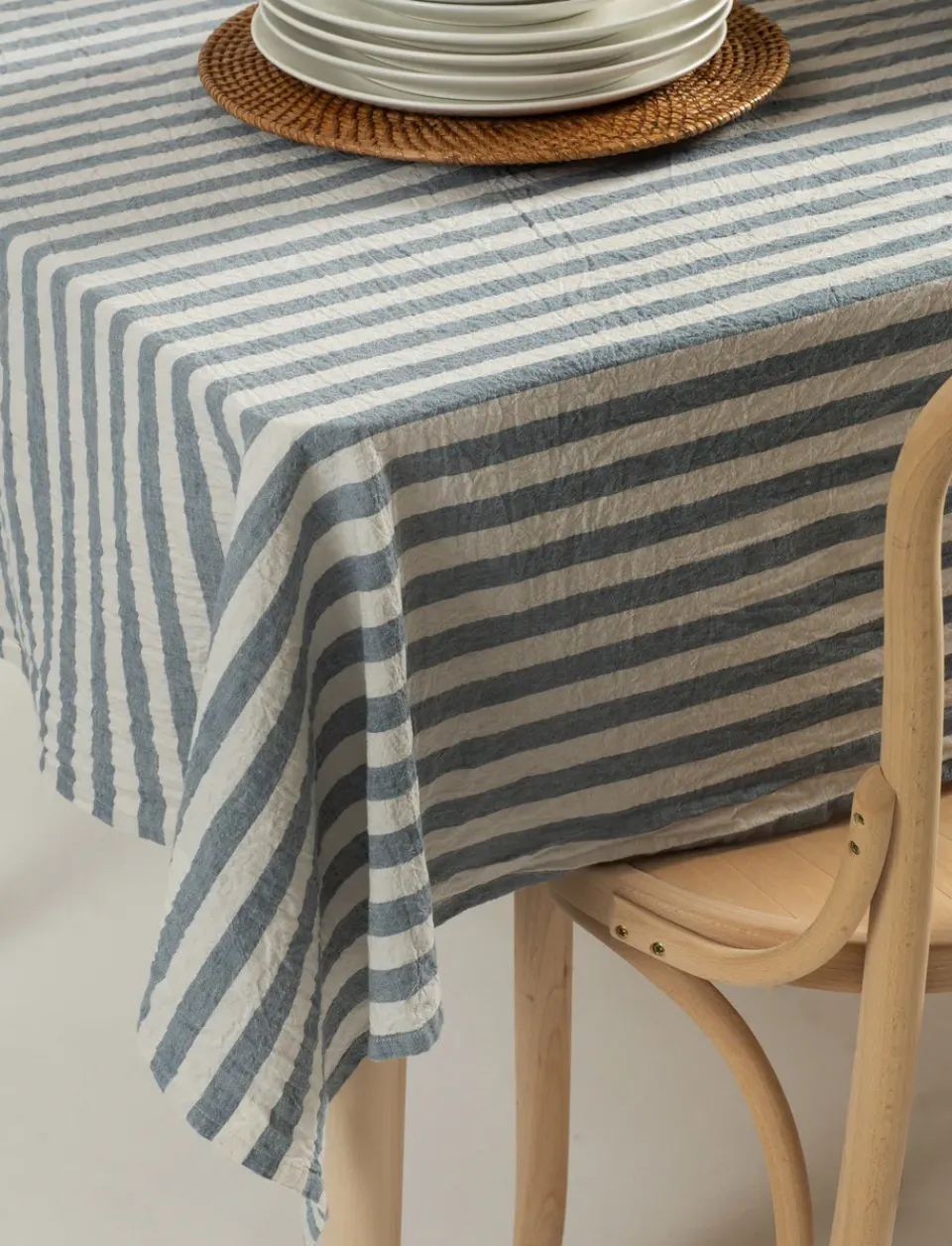 Hot Himla Riviera tablecloth 145x330 cm, Azure Blue