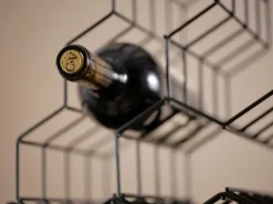 Discount Zone Denmark Rocks wine rack 19,5 cm, Black