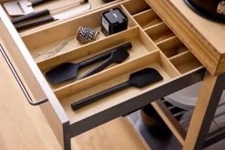Spatulas & Dough Scrapers^Rosti Emma spatula, Black