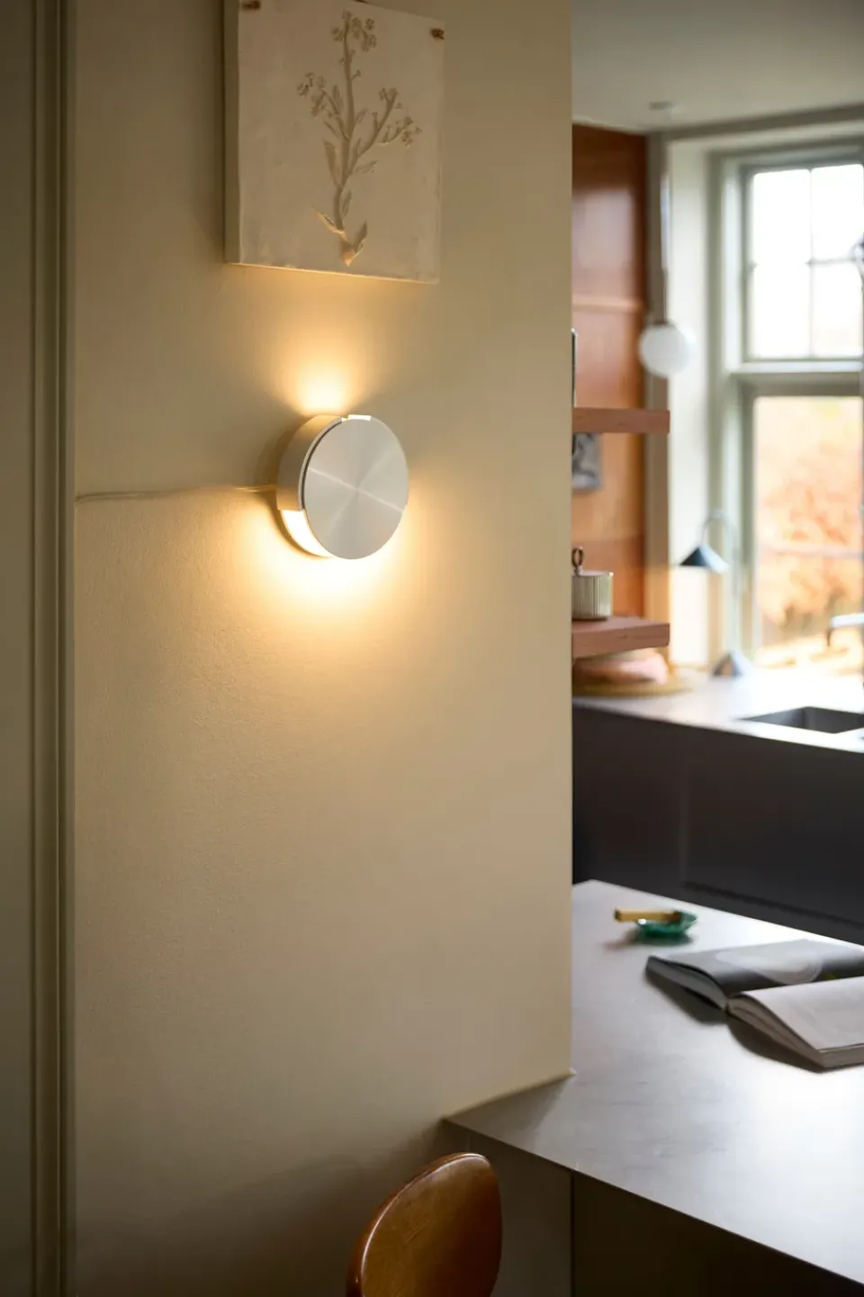 Sale Frandsen Rotate wall lamp, Brushed Aluminium Silver-coloured