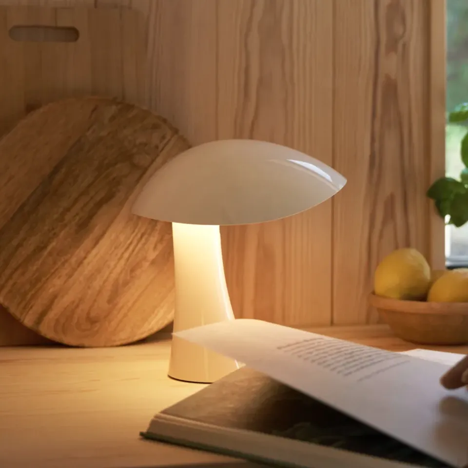 New Louis Poulsen Rumee 220 portable table lamp, Cloud White