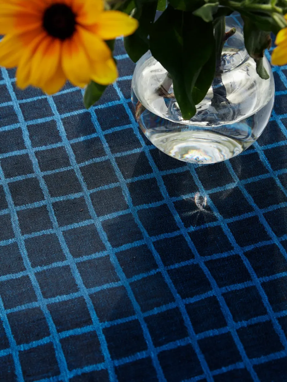 Sale Fine Little Day Rutig jacquard-woven table cloth 147x147 cm, Blue-black BlueBlack